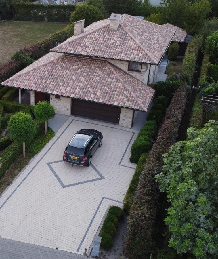 Modern Spanish Hacienda - 10Km From The Coast Ichtegem Exterior photo